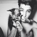 hotdudeswithcats-blog1 avatar